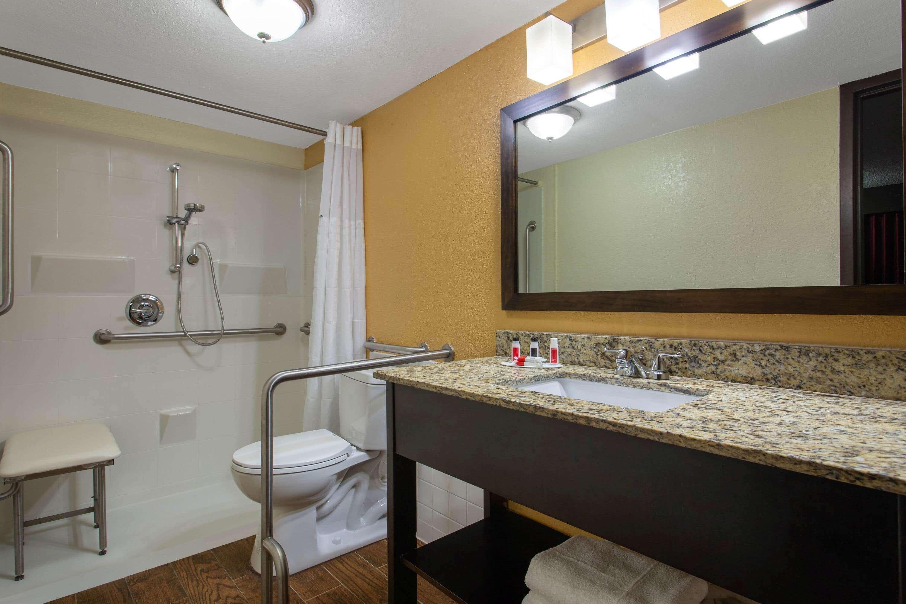 Ramada By Wyndham Tampa Westshore Airport South Extérieur photo