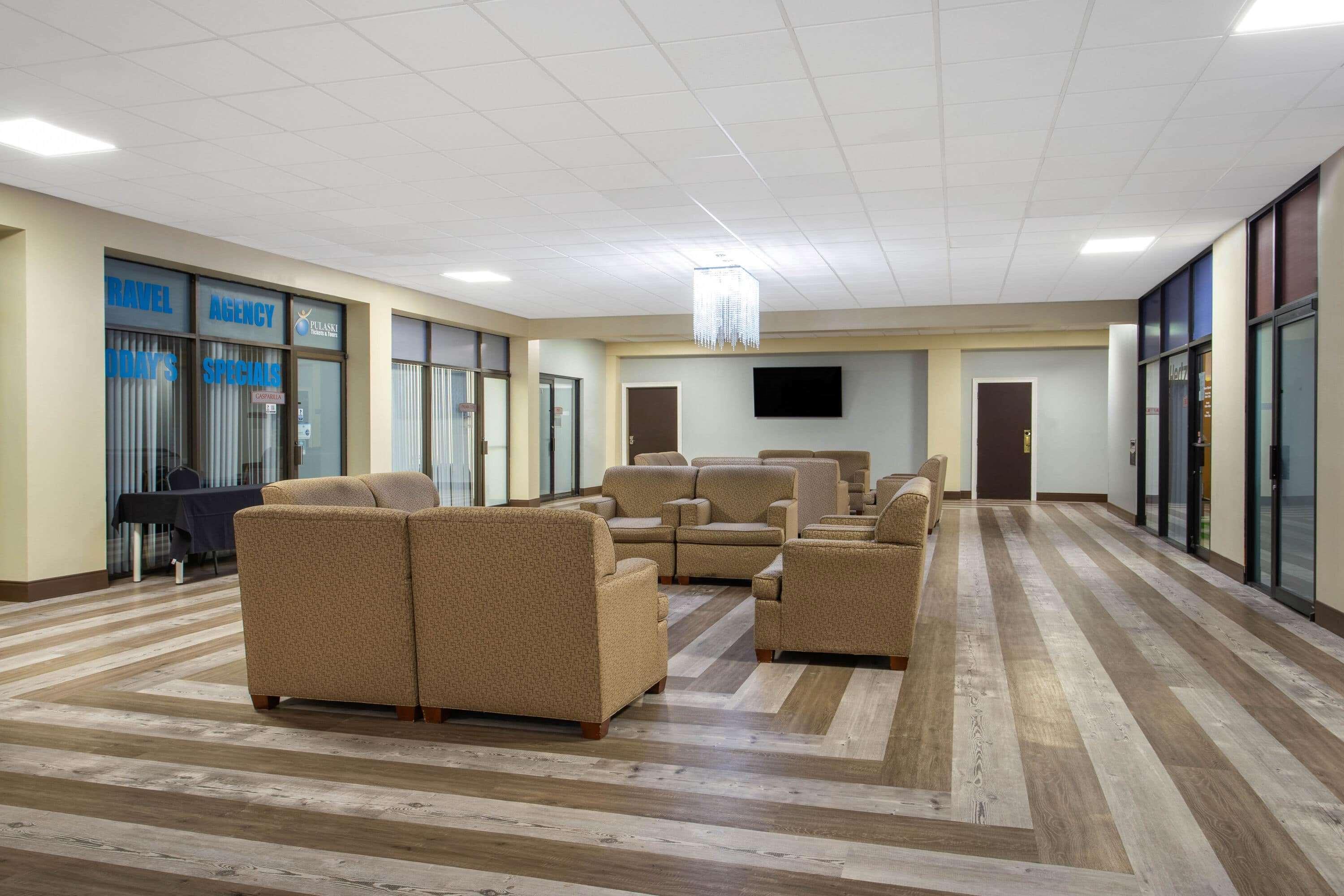 Ramada By Wyndham Tampa Westshore Airport South Extérieur photo