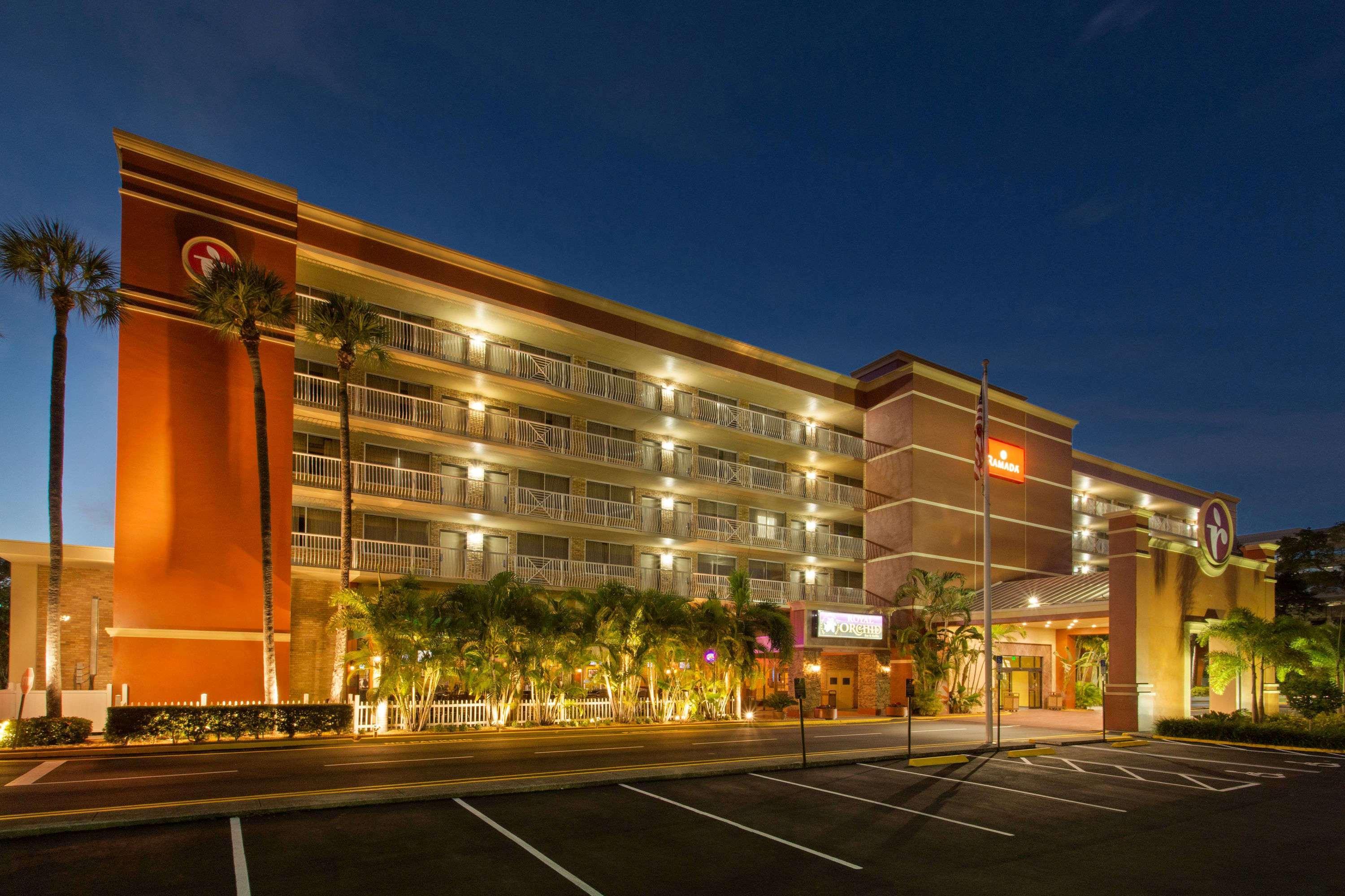 Ramada By Wyndham Tampa Westshore Airport South Extérieur photo